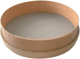 tamis poterie en bois