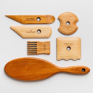 idée cadeau poterie : kit d'outils du potier